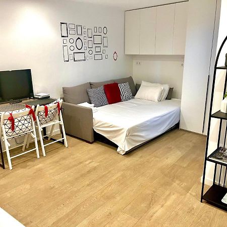Tesoro Calle, Precioso Estudio Super Equipado Para Dos En Malasana 马德里 外观 照片